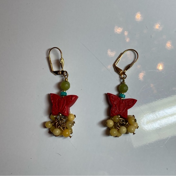 Dangle pierced earrings. - Picture 3 of 4